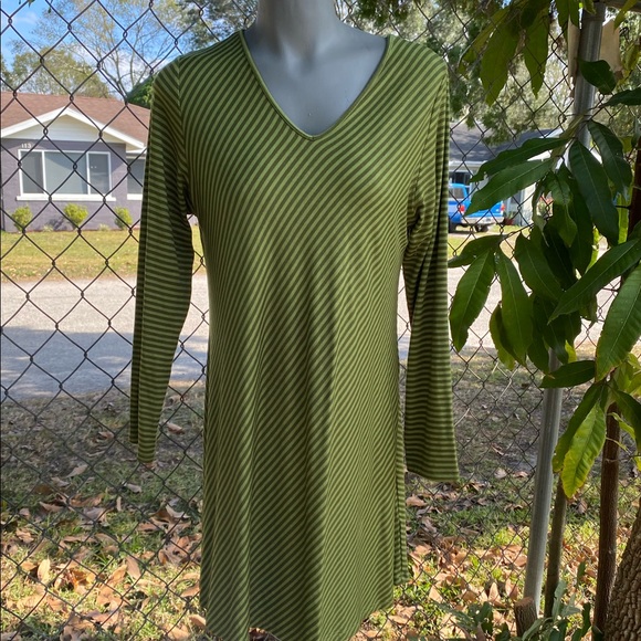Comfy USA Striped Tunic Size M